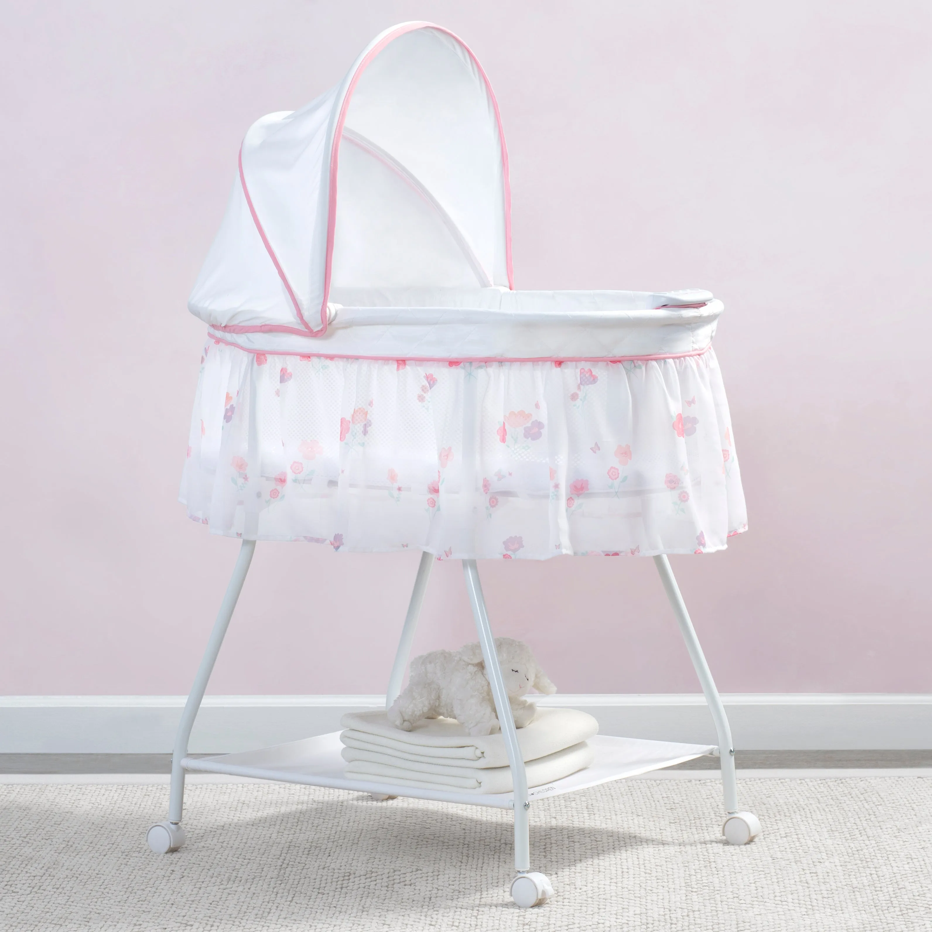 Classic Breeze Bassinet