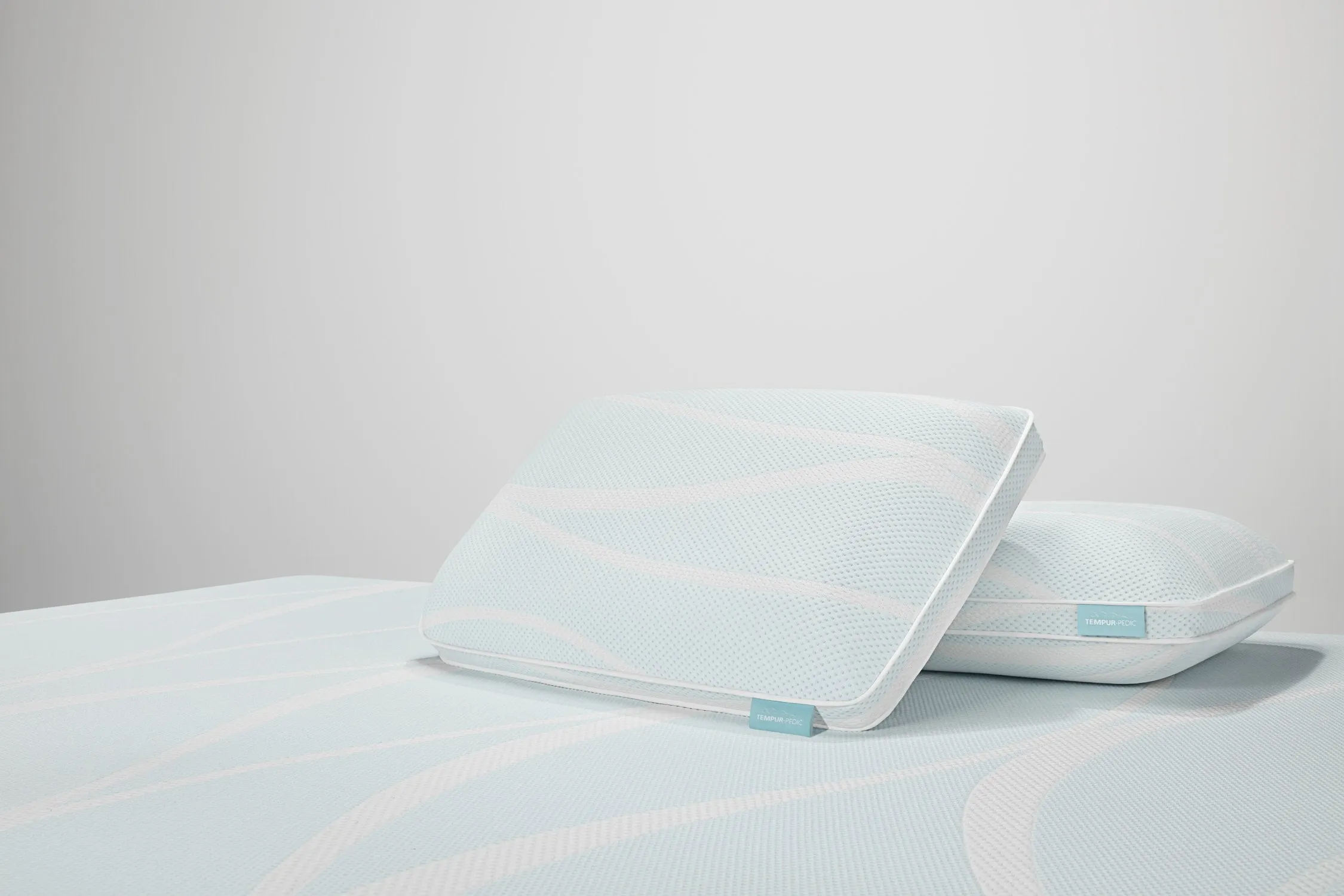 Tempur-Pedic TEMPURbreeze ProHi   Advanced Cooling Pillow